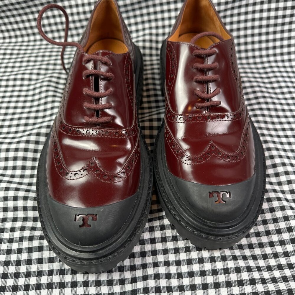 Tory Burch Burgundy Leather Lug Sole Brogues - Picture 2 of 6